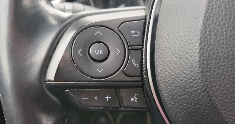 Toyota Corolla cena 72900 przebieg: 236105, rok produkcji 2019 z Uniejów małe 301